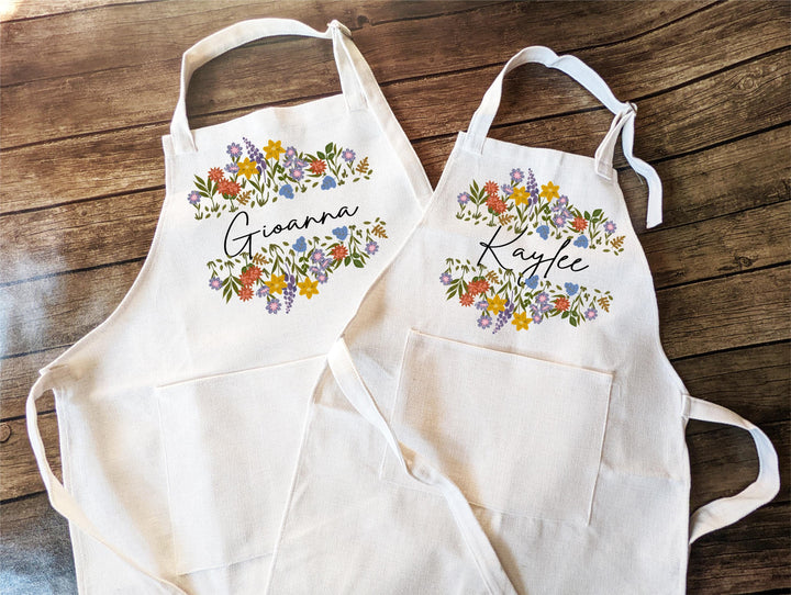 Personalized Aprons Women and Kid Mommy Daughter Matching
