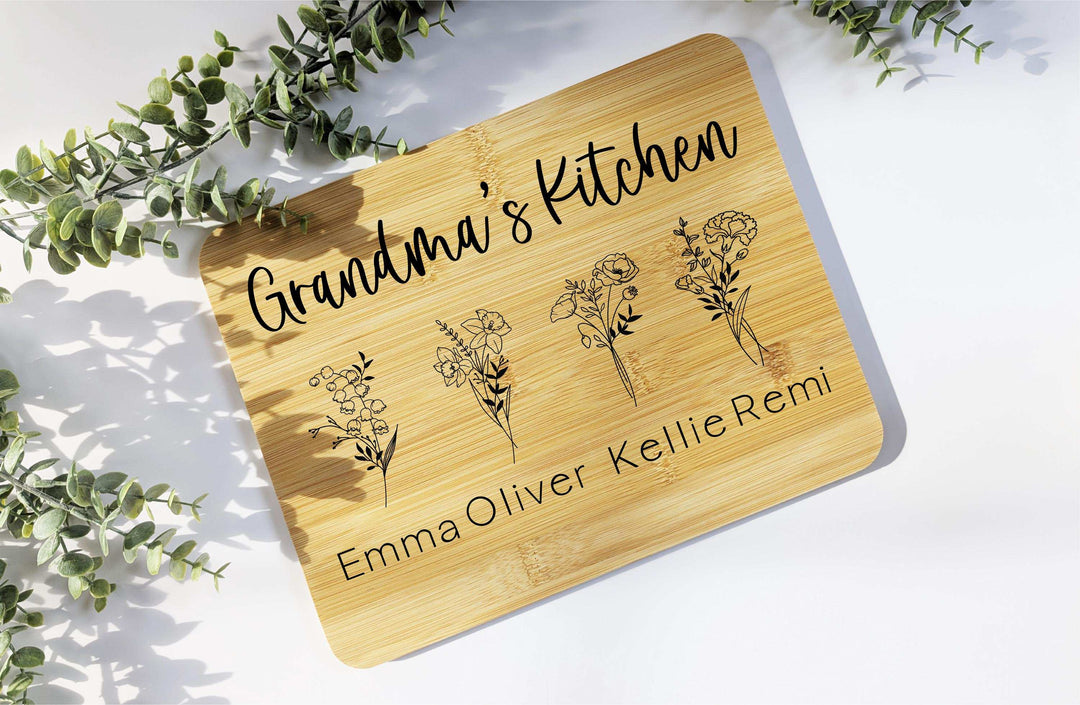 Personalized Birth Flower Engraved Mama Gift for Grandma