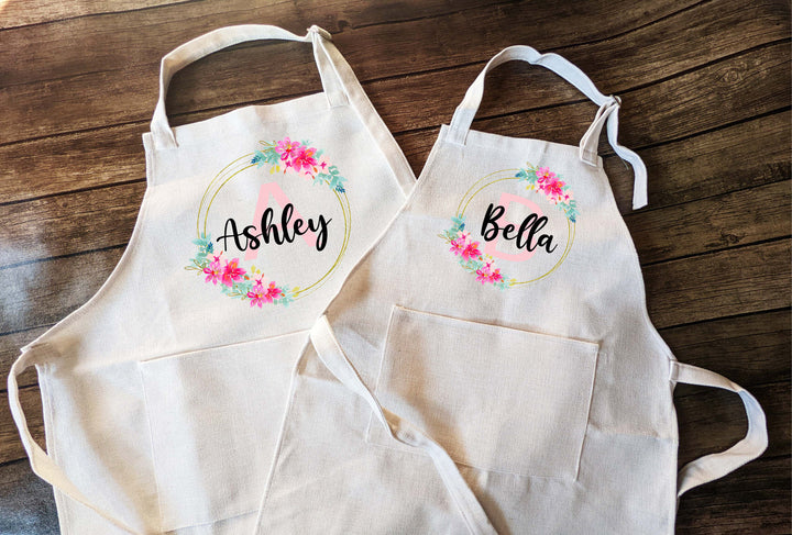 Personalized aprons for women Kids birthday apron Matching baking apron Toddler Baking Apron Kitchen linen gift mom Nana apron gift Floral