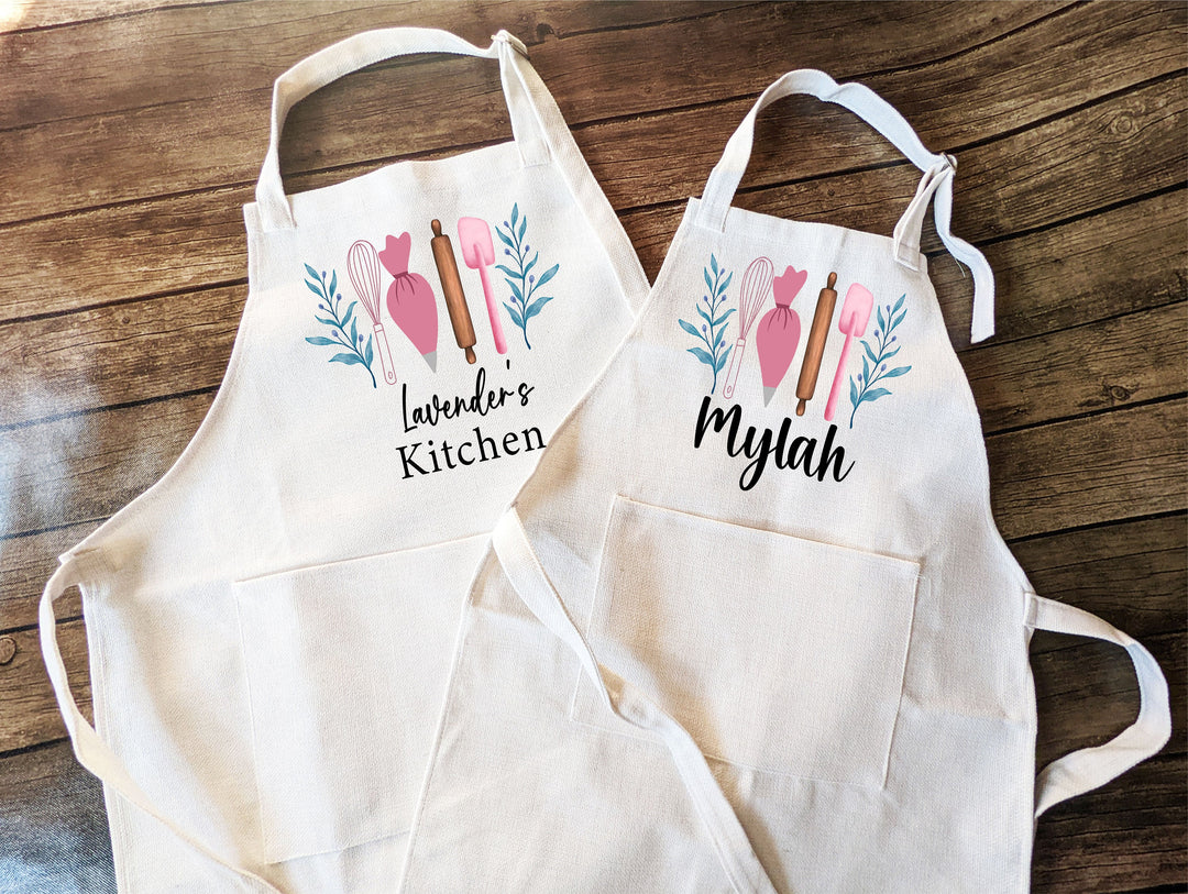 Personalized Apron for Women and Kids - Custom Apron with Pockets - Ideal Birthday Gift for Baking and Cooking