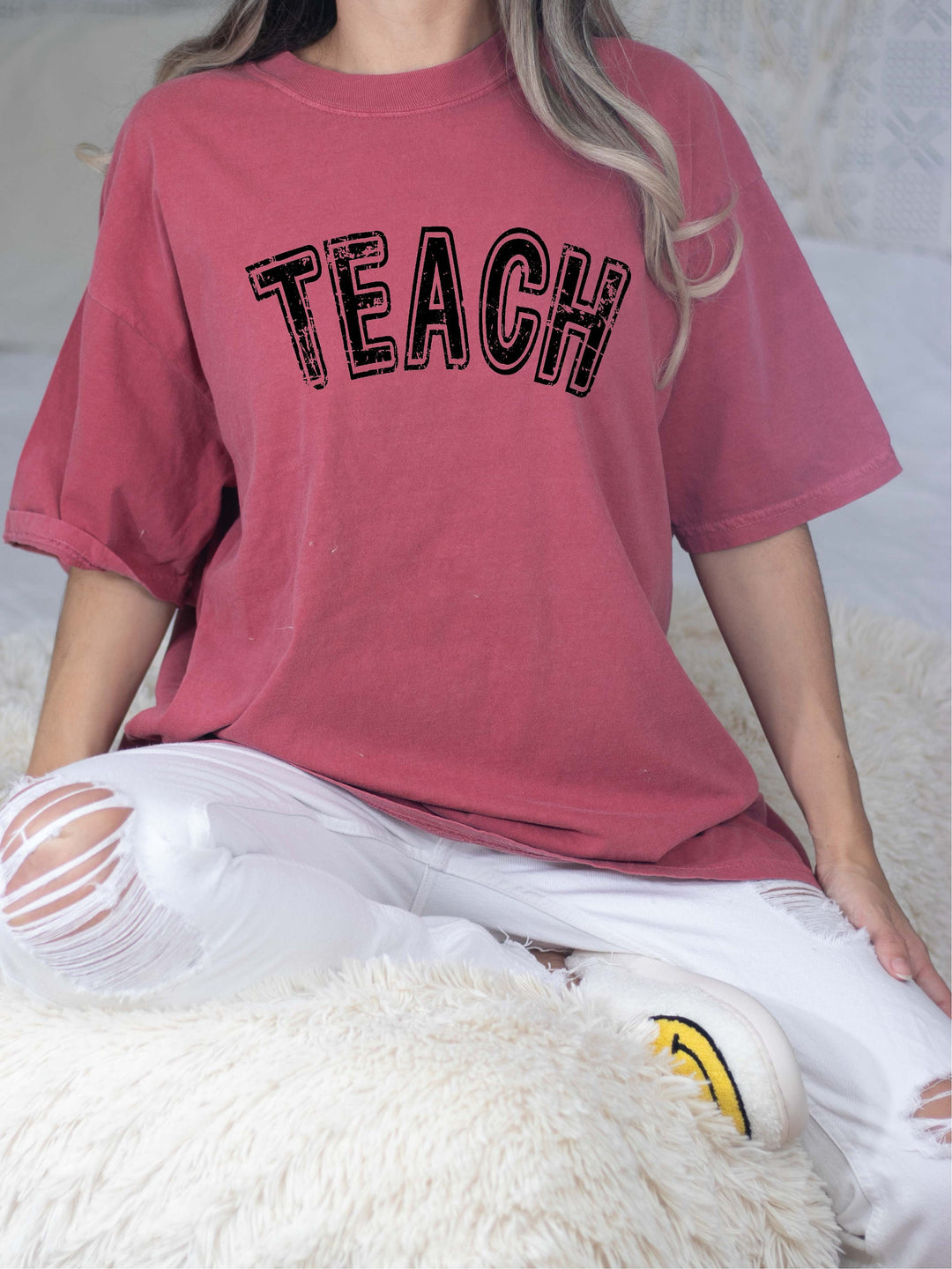 Retro distressed Teach teacher Comfort Colors&#174; shirt Teacher shirt retro school teacher gift tee Distressed new teacher gift tshirts