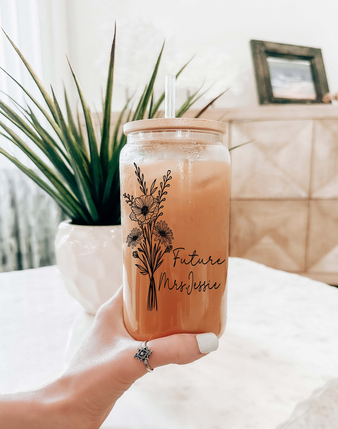 Personalized future Mrs&nbsp;iced coffee cup Lid &amp; straw Bridal shower gift Engaged tumbler Gift for Fianc&#233;e Custom name Future mrs coffee cups