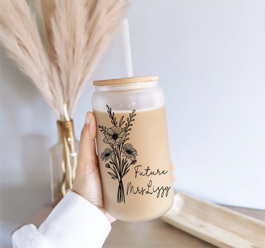 Personalized future Mrs&nbsp;iced coffee cup Lid &amp; straw Bridal shower gift Engaged tumbler Gift for Fianc&#233;e Custom name Future mrs coffee cups