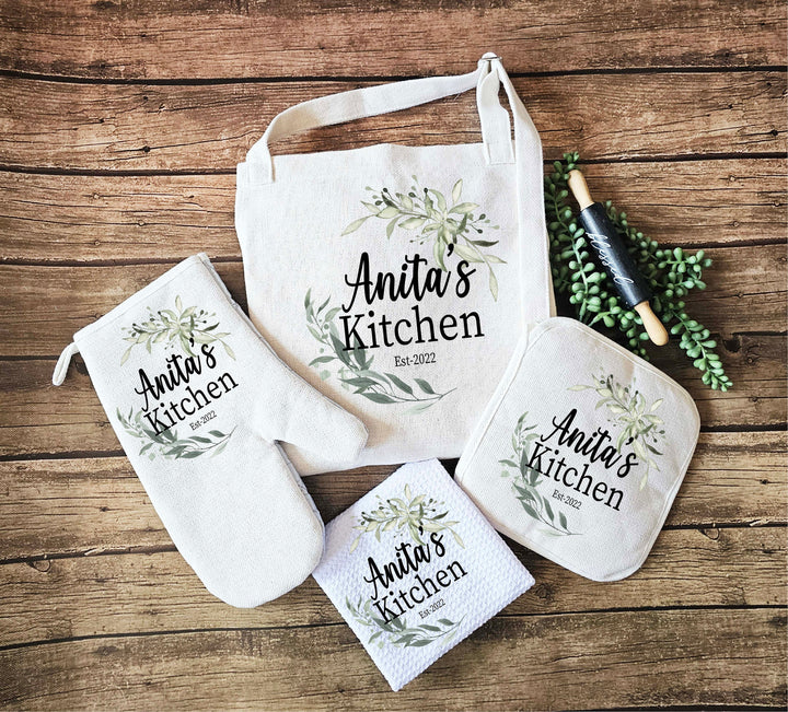 Personalized Apron for women with pocket Custom kitchen gift Oven mitt Potholder Personalized dish towel Birthday Kitchen gift for grandma