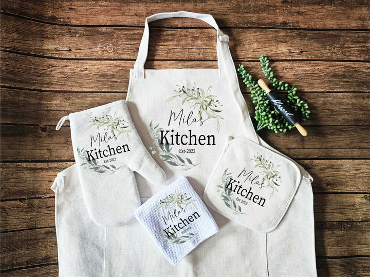 Personalized Apron for women with pocket Custom kitchen gift Oven mitt Potholder Personalized dish towel Birthday Kitchen gift for grandma