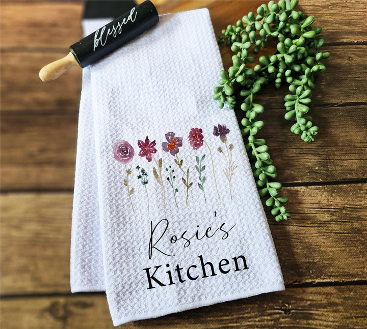 Personalized kitchen towel Custom Dish Towel Tea Towel name Kitchen decor Towel Bridal shower Custom gift for her Kitchen gift Mom Granny