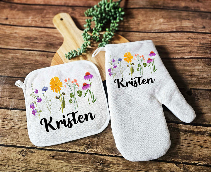 Personalized Apron for women with pocket Custom Oven mitts and Potholder Personalized dish towel Kitchen gift for her wedding gift for her