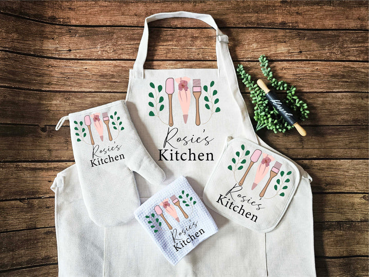 Apron for women with pocket Custom Oven mitt and Potholder Personalized dish towel Kitchen gift for her wedding gift for her Linen apron set