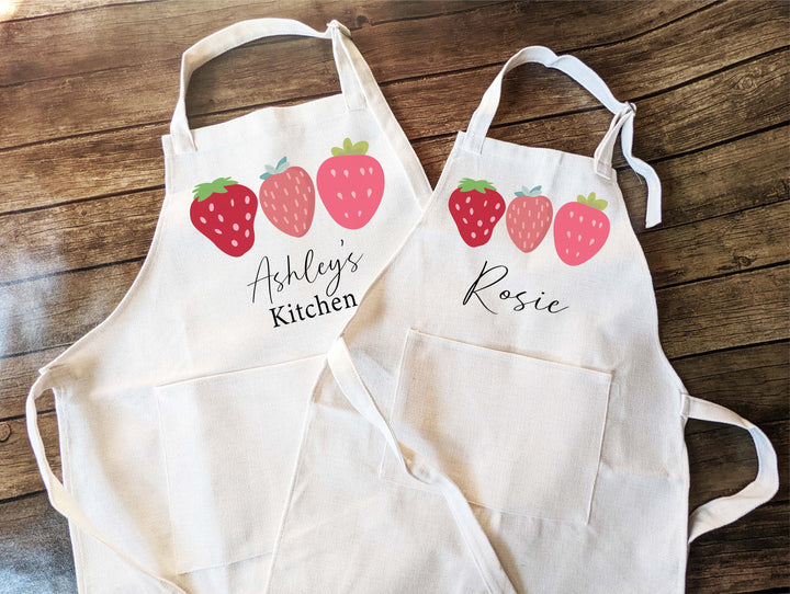 Baking Apron for women with pocket strawberry lover Custom Oven mitt and Potholder Personalized dish towel Kitchen gift for mom wedding gift