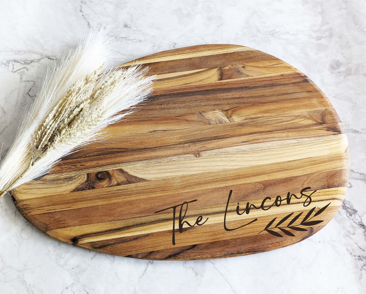 Teak Wood Personalized Charcuterie Board Customized Cheese Board Wedding Gift For Newlywed With names Custom Cutting boards Kitchen gift Mom