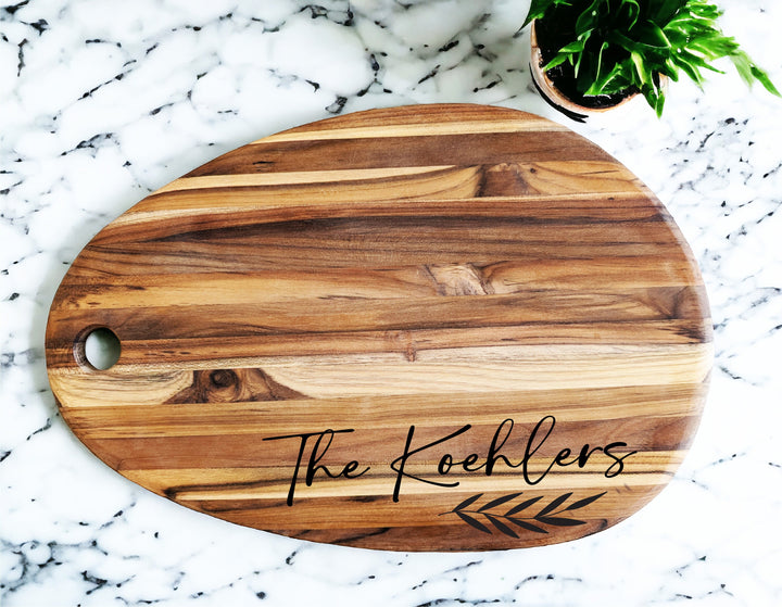 Teak Wood Personalized Charcuterie Board Customized Cheese Board Wedding Gift For Newlywed With names Custom Cutting boards Kitchen gift Mom