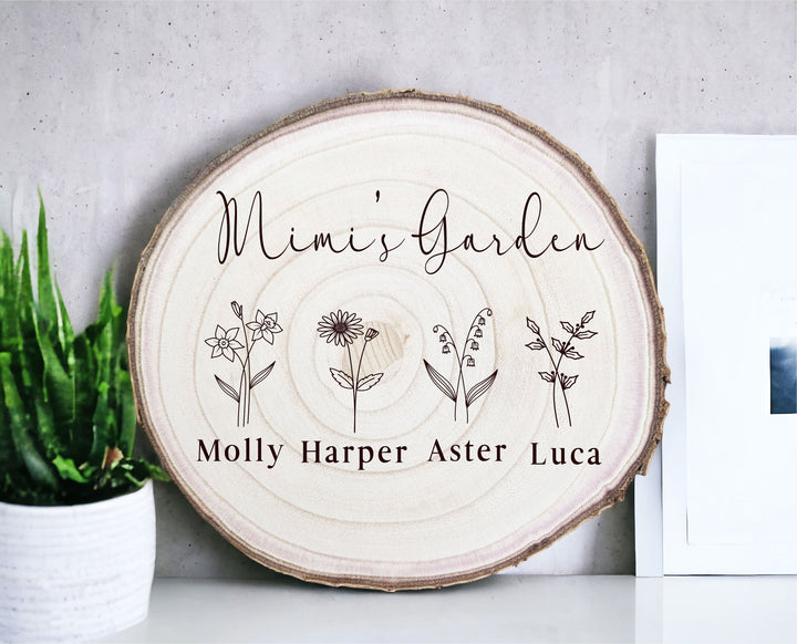 Custom Grandma Gift – Personalized Birth Flower Design