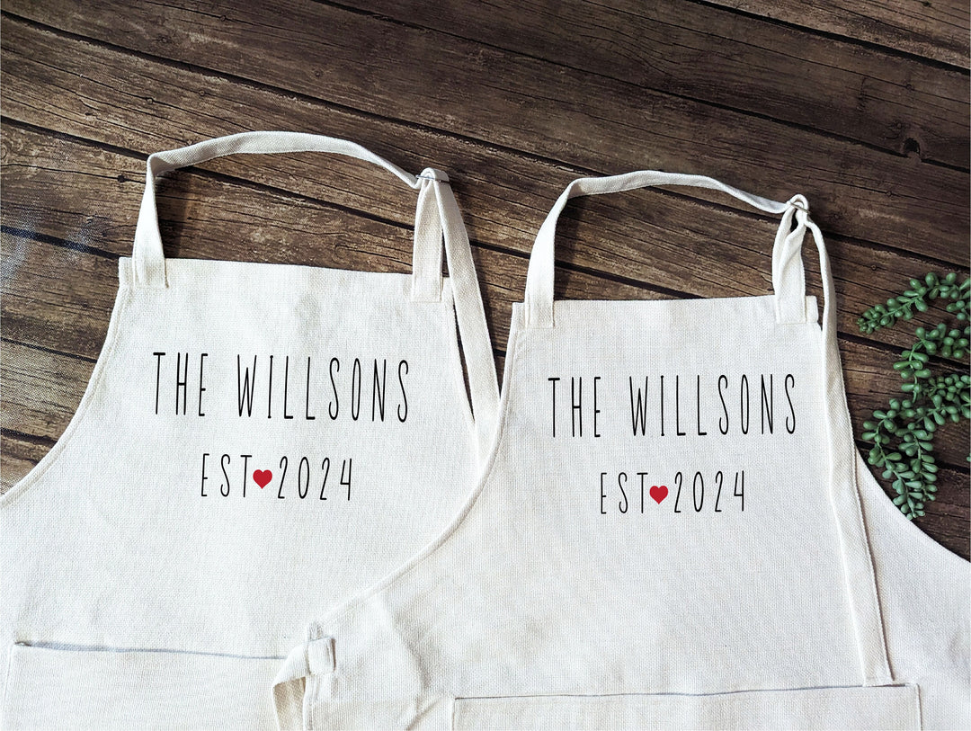 Personalized couple matching apron wedding gift for newly weds Bridal shower gift unique Kitchen Linen apron Family name Gift apron set Mom