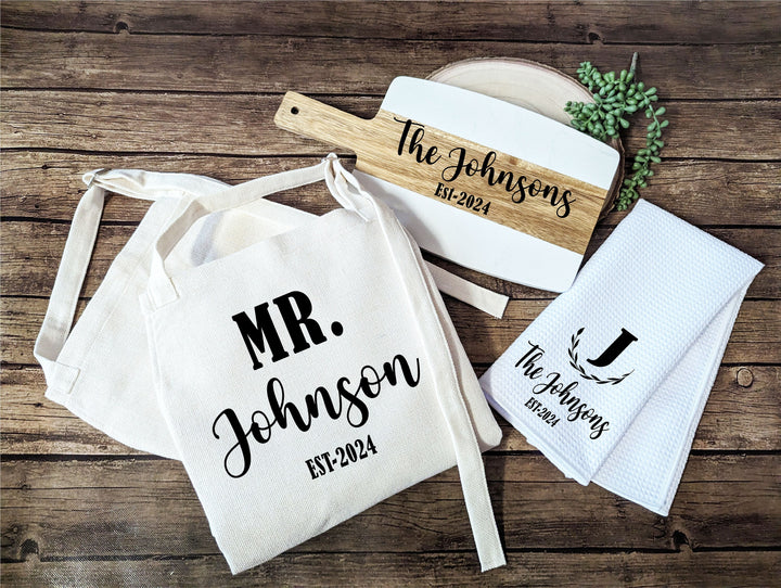 Bride gifts Personalized mr and mrs apron set Kitchen gift for Couple with Last name&nbsp;Engagement gift Cheese Board Bridal Shower Gift