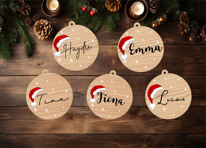 Customized Wooden Family Name Ornament - Personalized Tree Décor