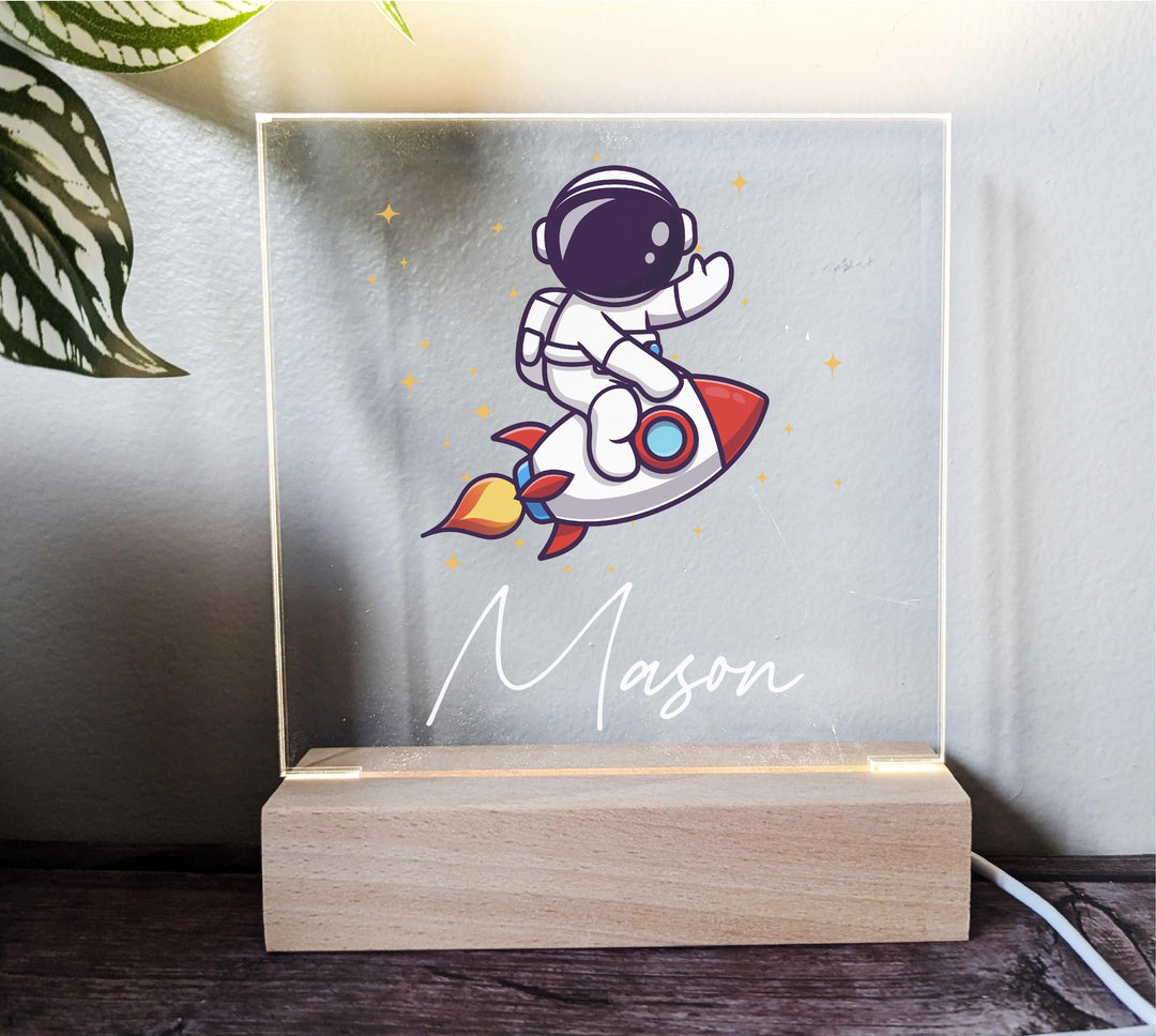 Custom astronaut&nbsp;baby gift Acrylic light Baby Boy Gifts&nbsp;Birthday Gift for grandson Nephew gift nursery light Personalized Name Kids gift