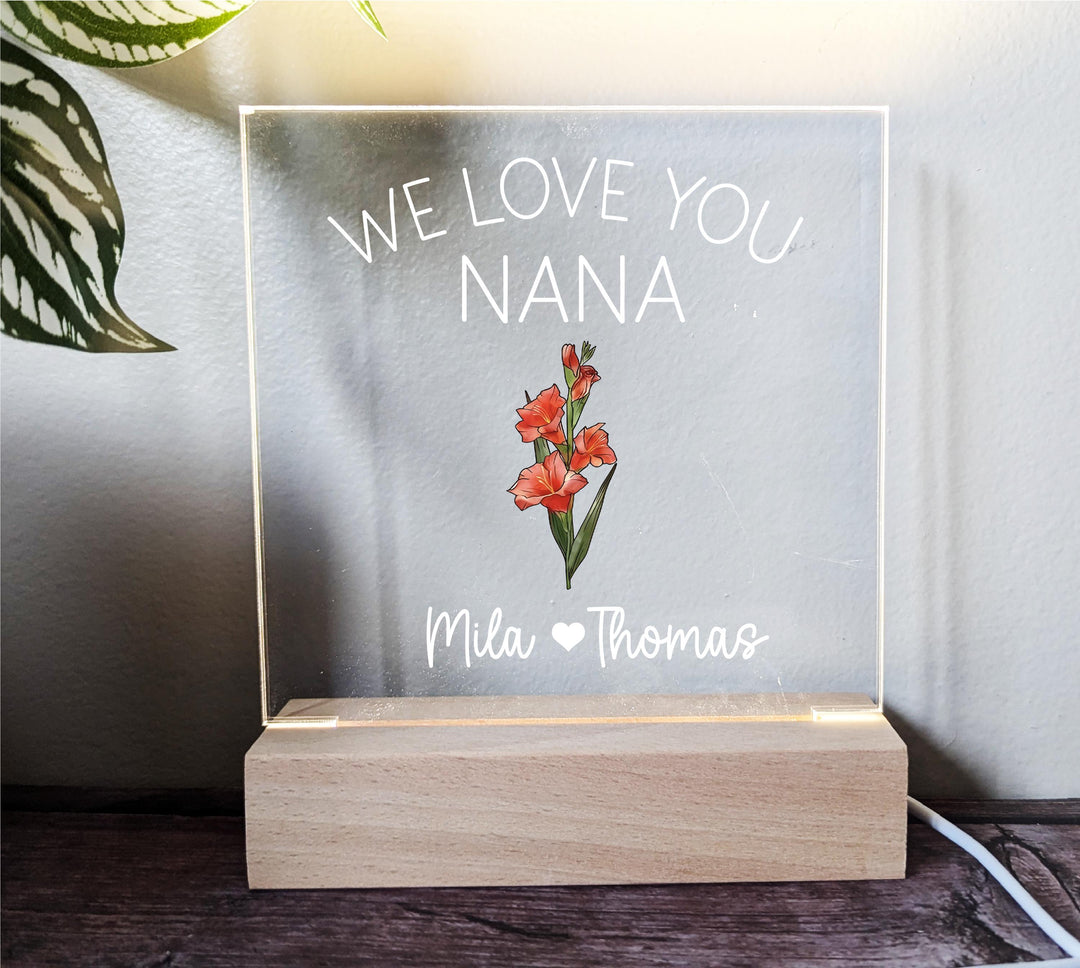 Personalized Birth Month Flower Night Light – Gift for Grandma