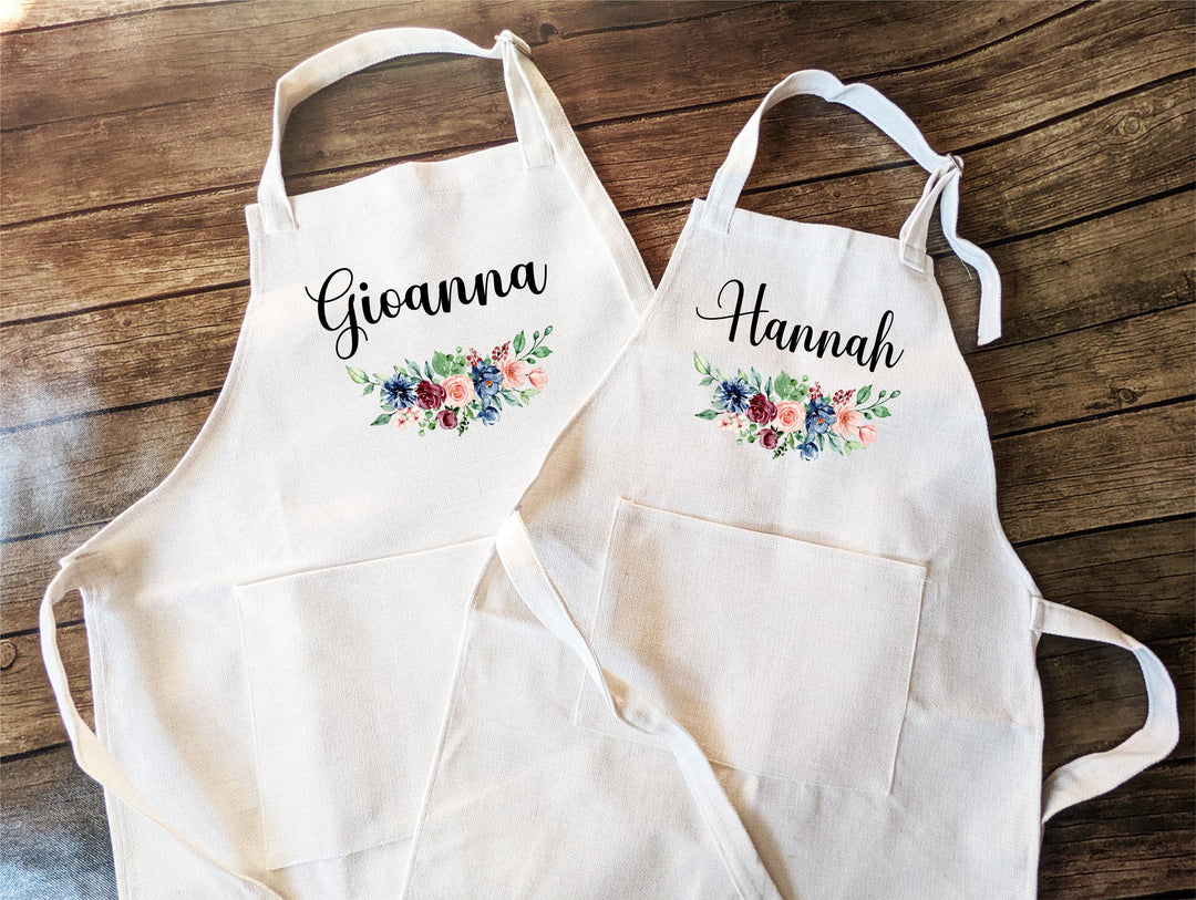 Personalized Holiday Baking Apron with Name | Custom Apron for Women &amp; Kids | Christmas Cookie Baking Gift | Kitchen Apron with Pocket