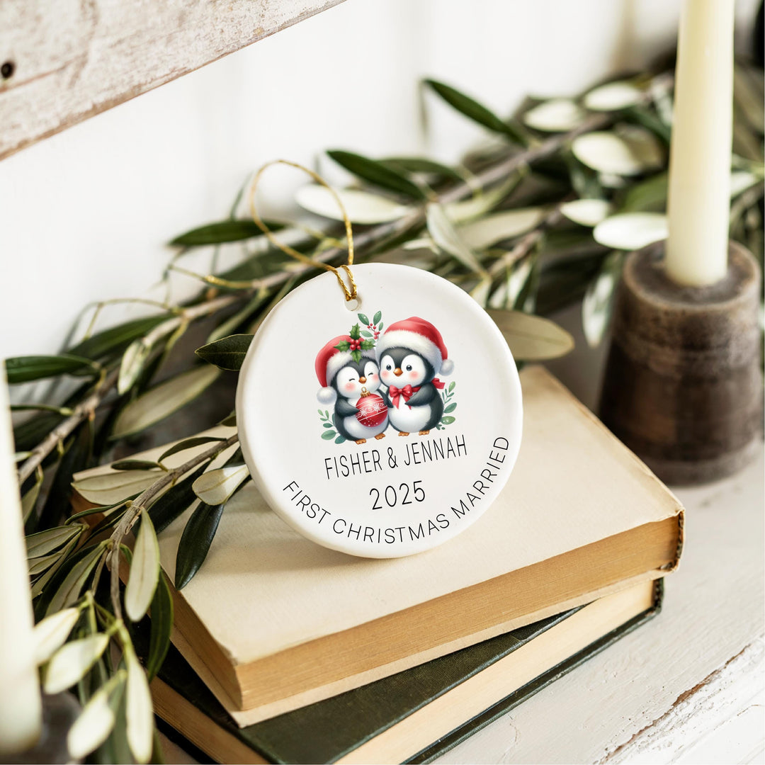 First Christmas Married Ornament 2025 – Cute Penguin Couple Ornament, Personalized Newlywed Gift, Custom Holiday Keepsake