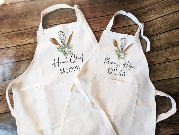 Matching Family Baking Gift for Mom Grandma &amp; Kids Personalized Christmas Baking Apron Sous chef