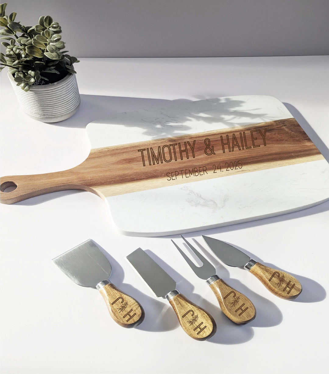 Personalized Marble and Wood Cutting Board with Cheese Knives – Custom Engraved Wedding, Anniversary, or Housewarming Gift for Couples