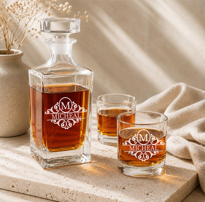 Personalized Whiskey Decanter Set | Custom Engraved Decanter &amp; Glasses | Monogram Whiskey Gift | Bourbon Gift for Dad Husband Groomsmen