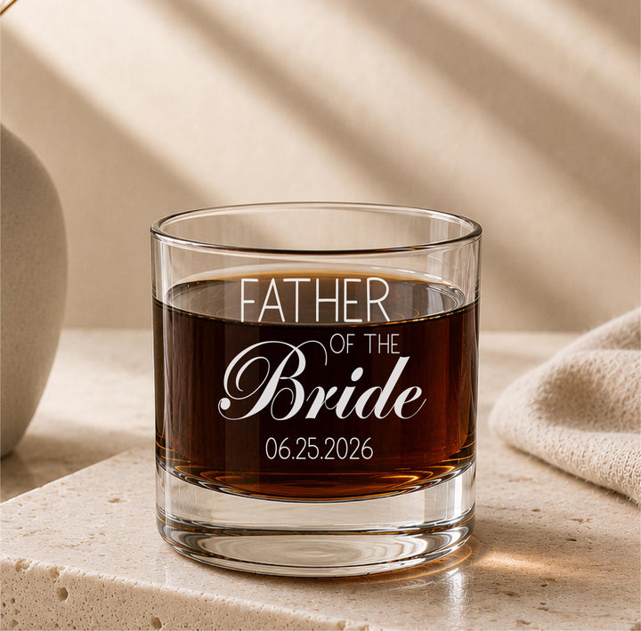 Mother of the bride Father of the bride gift glass with wedding date Groom mom wedding gift from bride Parents Wedding Gift