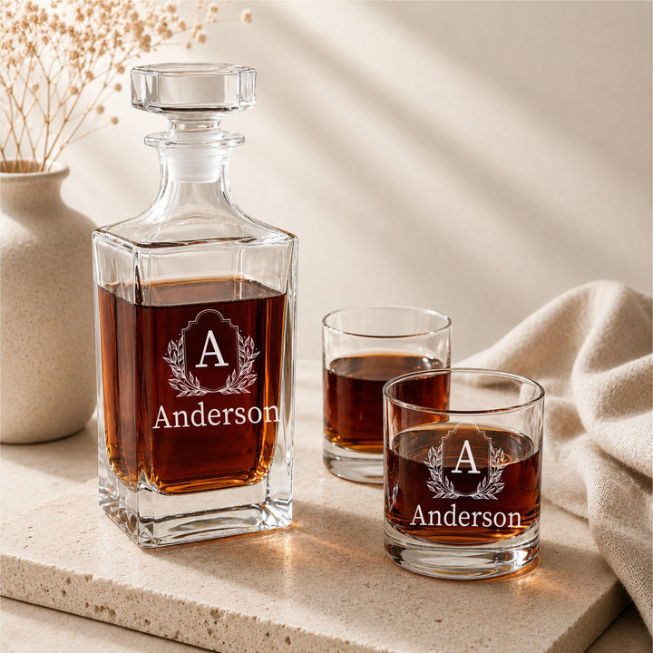 Personalized Whiskey Decanter Set | Custom Engraved Decanter &amp; Glasses | Monogram Whiskey Gift | Bourbon Gift for Dad Husband Groomsmen