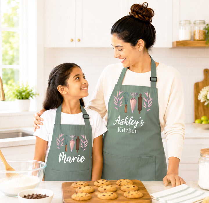 Personalized Mom and Daughter Cotton Aprons – Matching&nbsp;Baking aprons With Names
